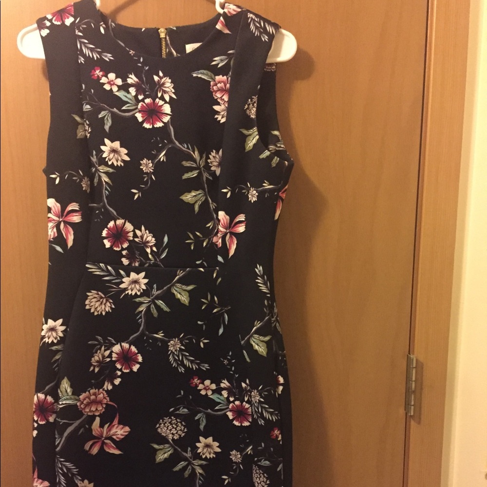 Dress, sleeveless junior miss